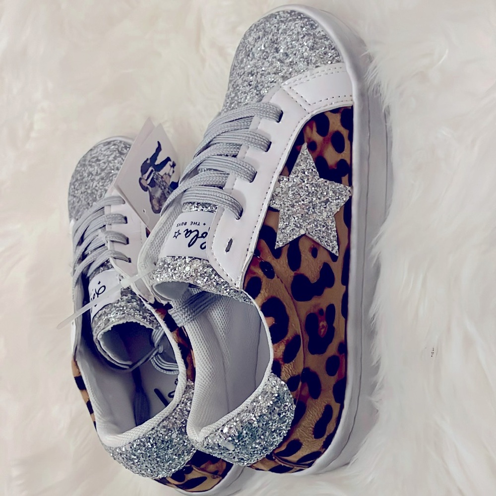 Lola & the boys Cheetah Glitter Star Sneaker Size 5Y